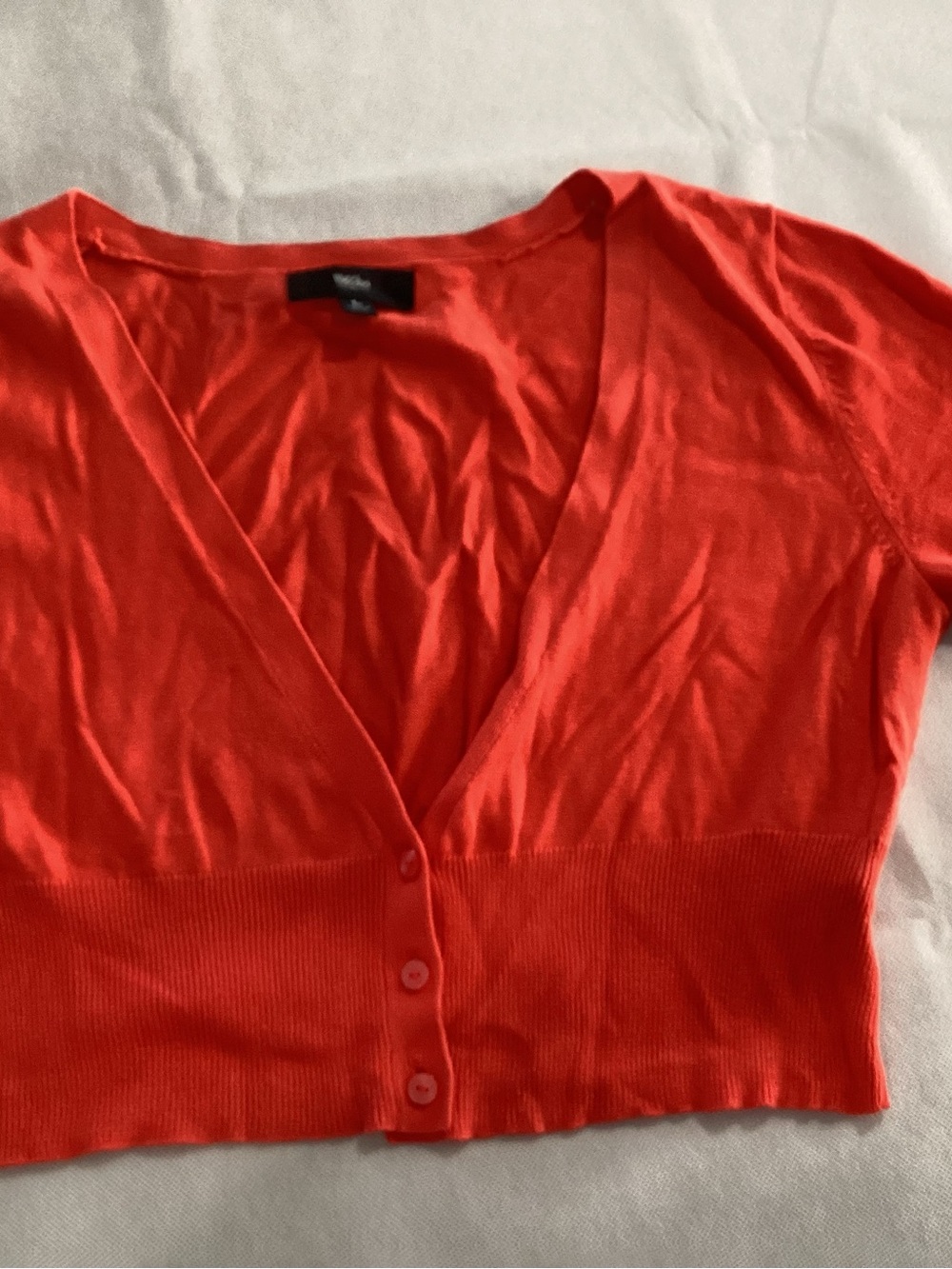 Mossimo Supply Co. Coral Red Cropped V-Neck Button Top size large 6/1 - Picture 4 of 4